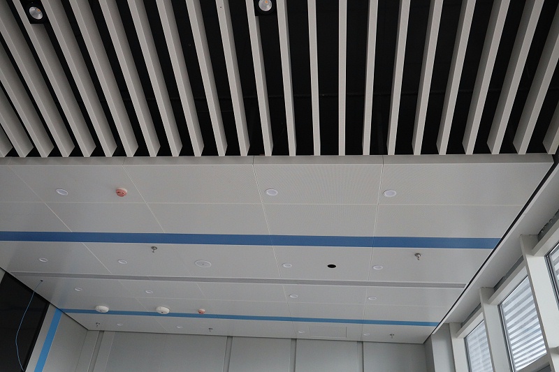 厂家生产铝单板吊顶